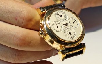 Patek Philippe 5175 live