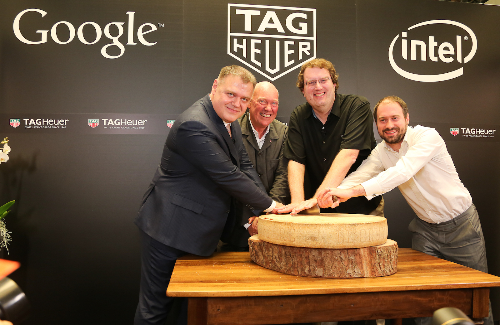 TAG Heuer - Google - Intel_01