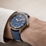 Baume et Mercier lanza el Clifton Club en bronce