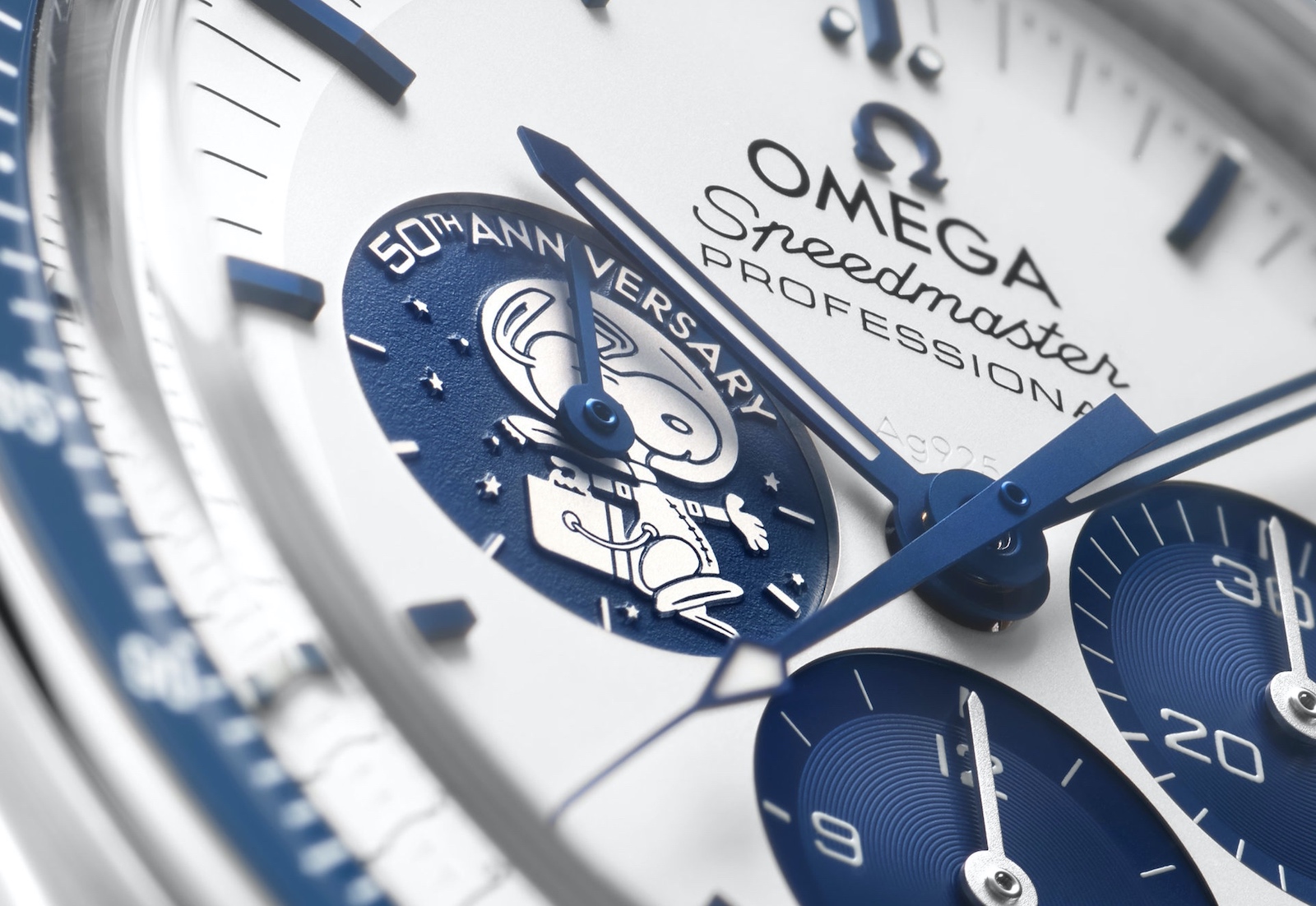 Omega Speedmaster "Silver Snoopy Award" 50th Anniversary - dial snoopy