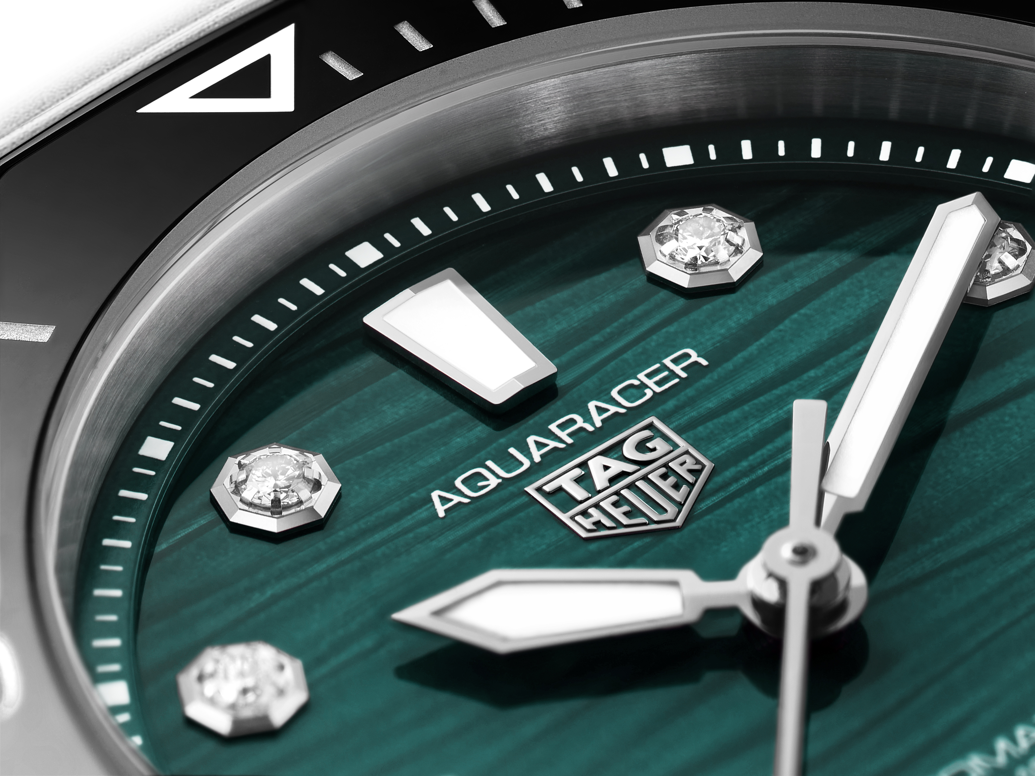 TAG Heuer Aquaracer Professional 300 Ibiza Limited Edition