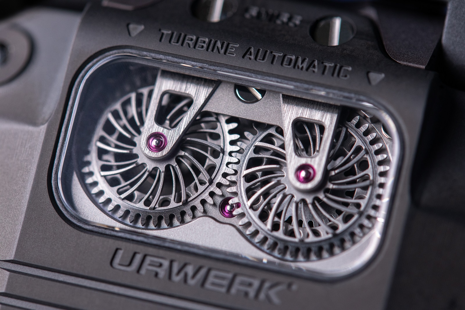 Urwerk UR-230 Eagle