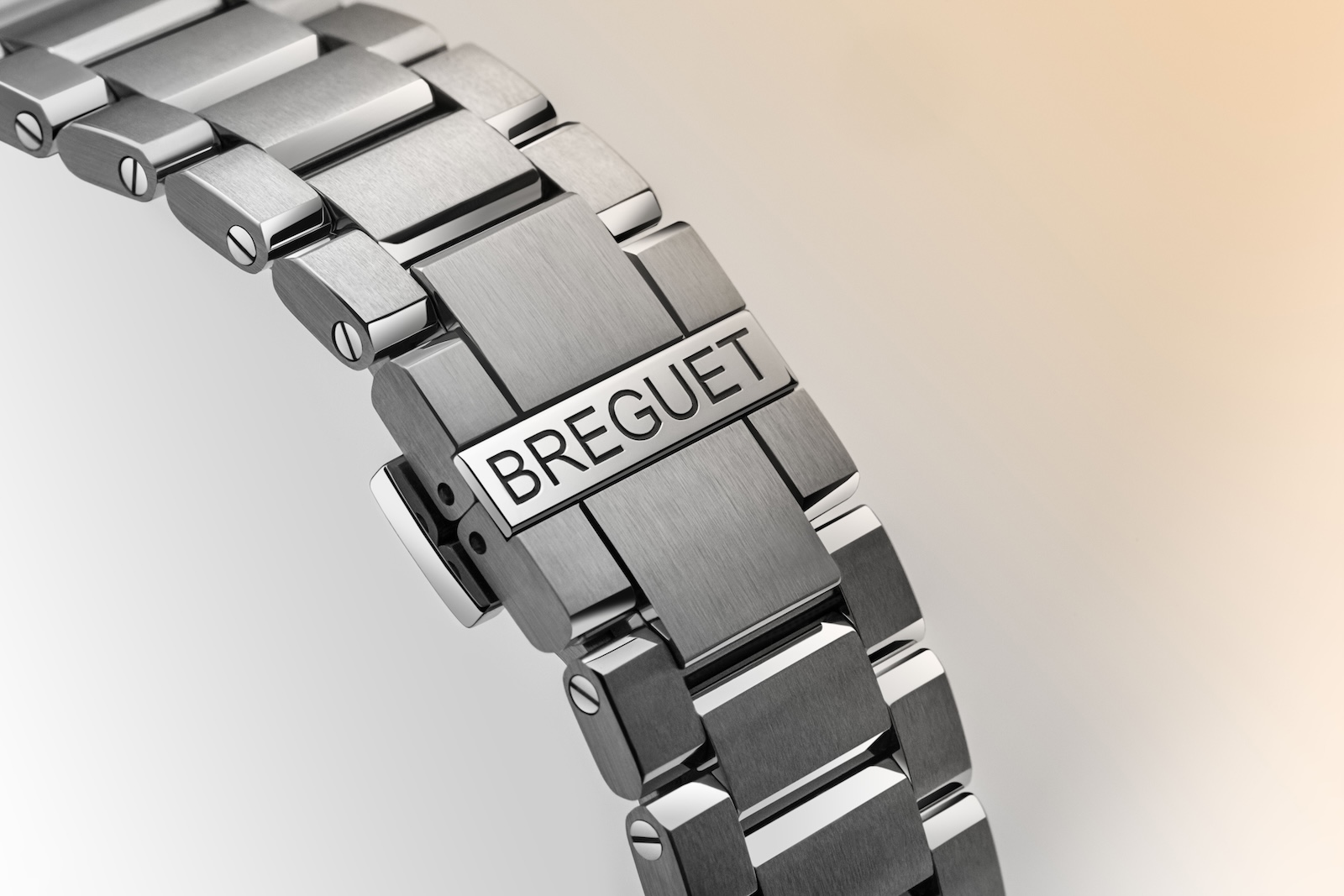 Breguet Type XX Bracelet - cierre