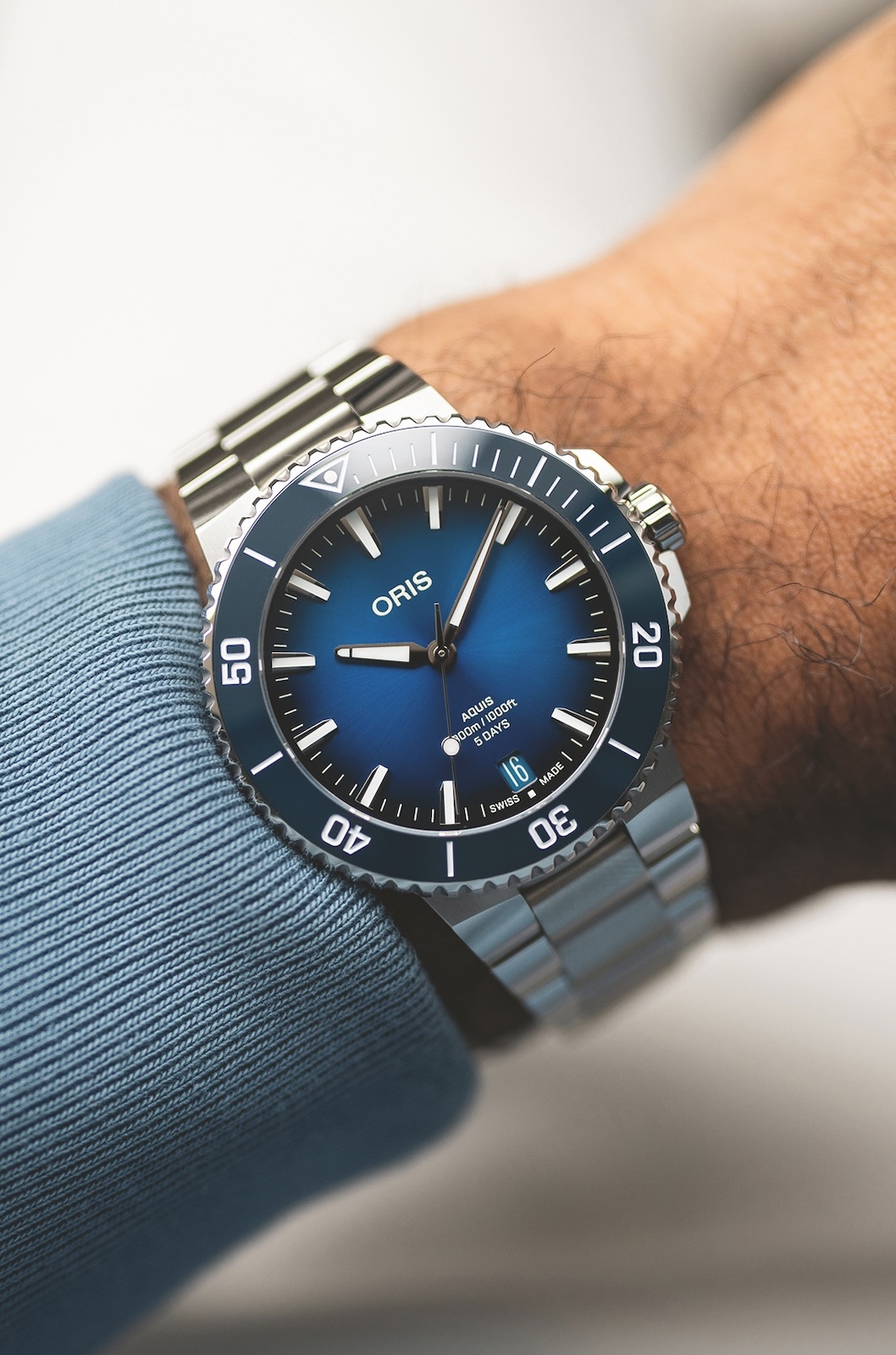 Oris Aquis Date Calibre 400