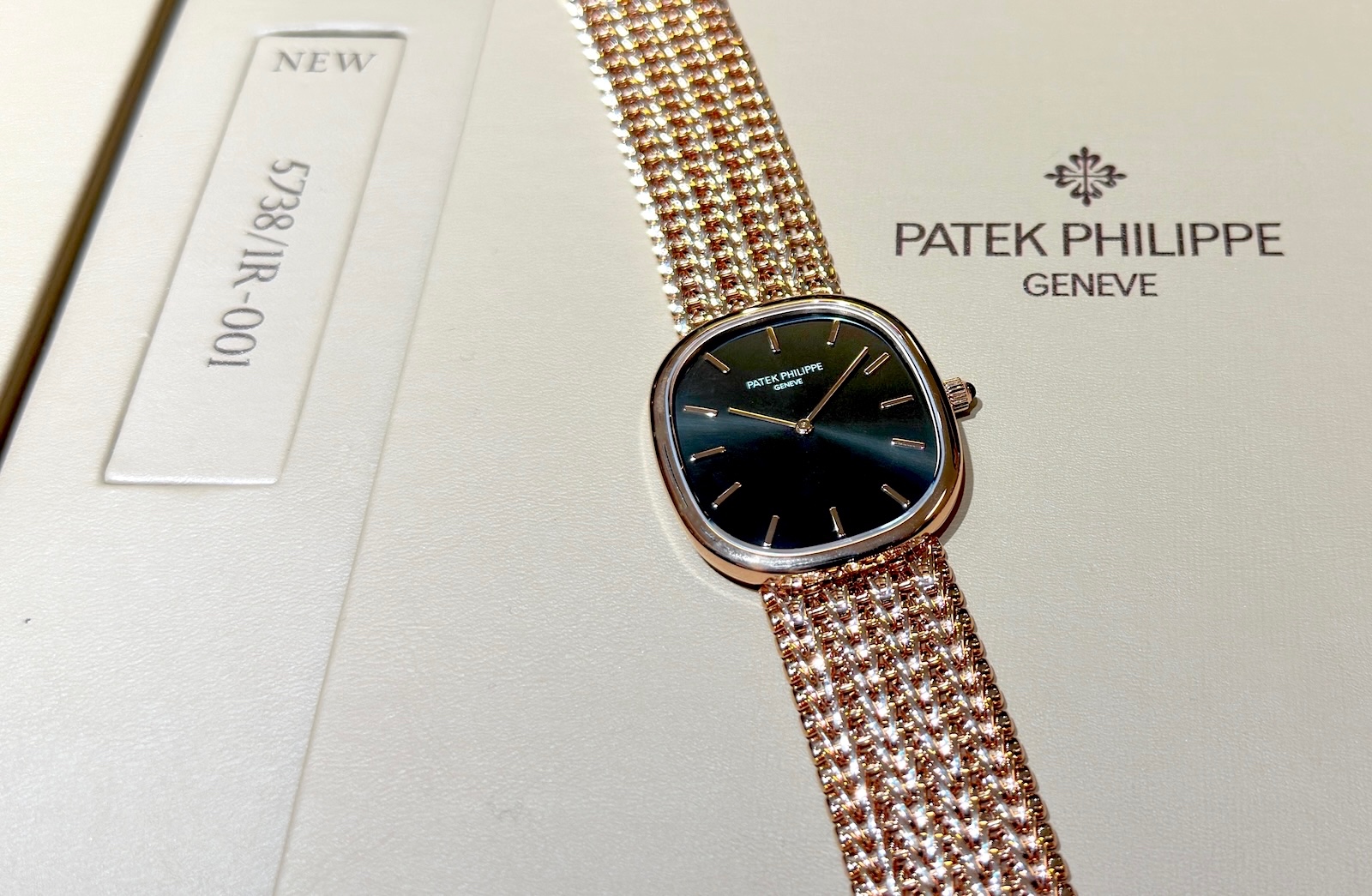 Patek Philippe Golden Ellipse 5738:1R - lifestyle 21