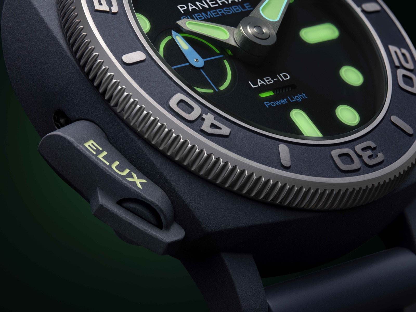 Panerai Submersible Elux LAB-ID