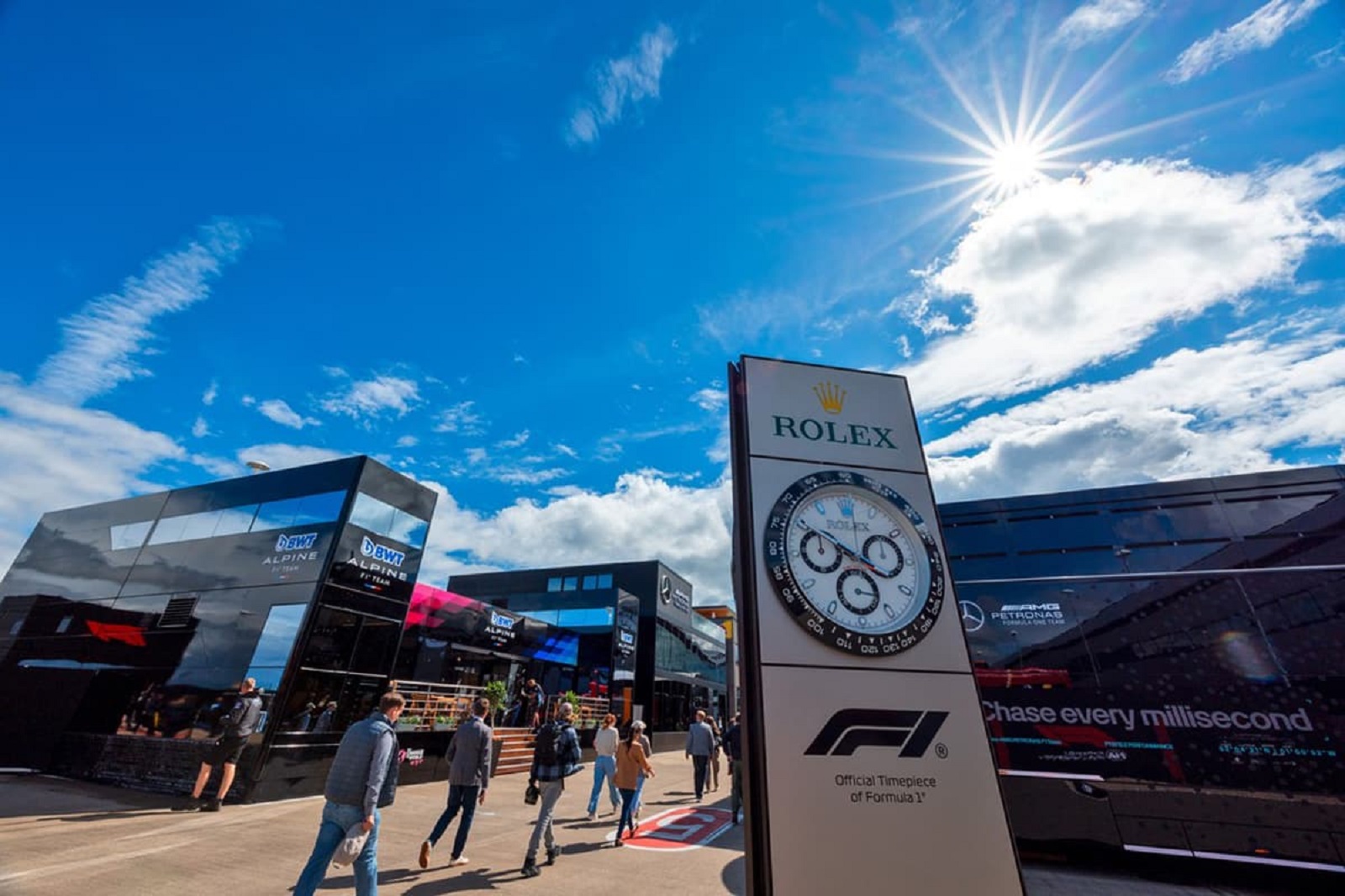 LVMH y Rolex compiten por la Formula 1