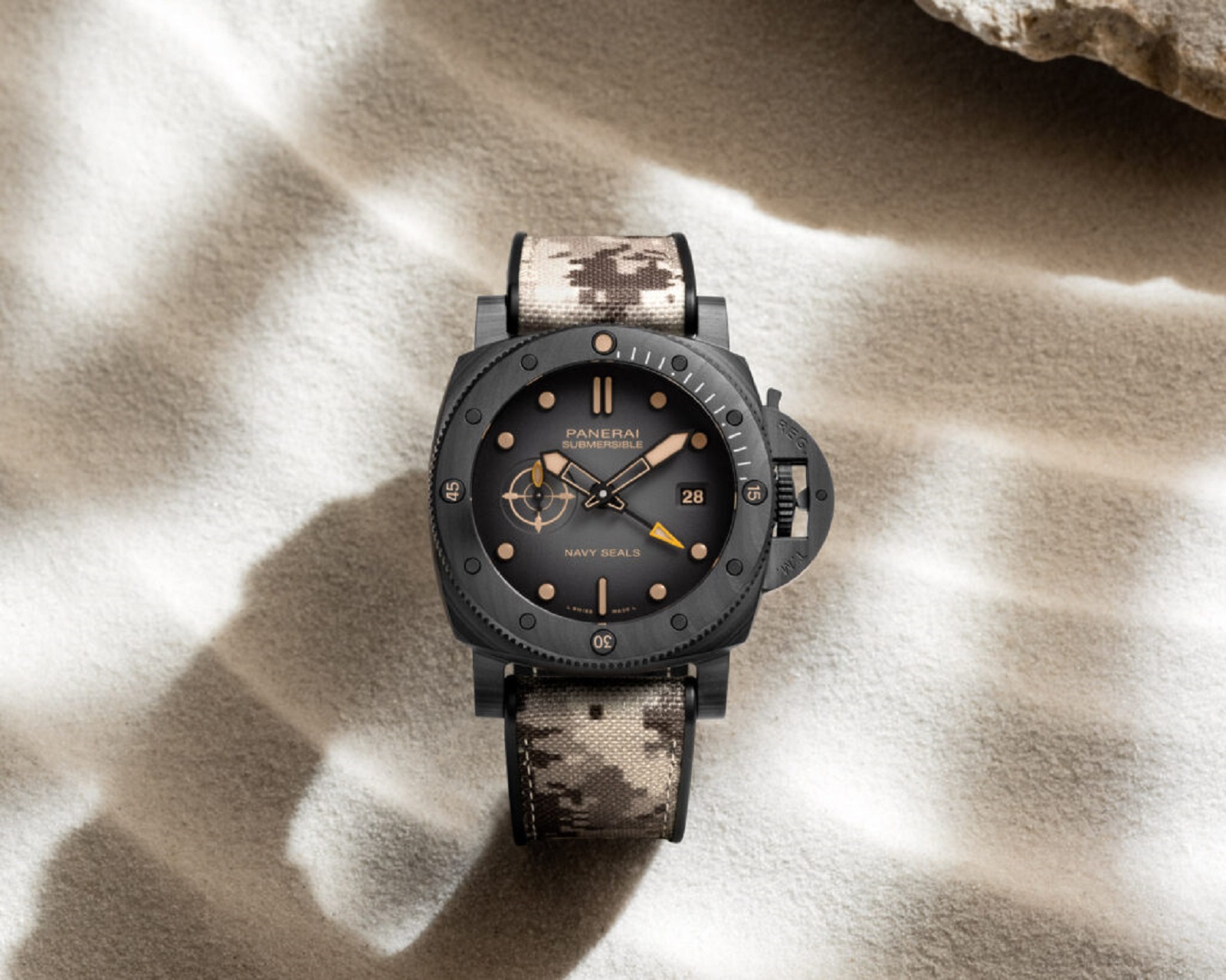 Panerai Submersible QuarantaQuattro GMT Navy SEALs Carbotech PAM01513-02