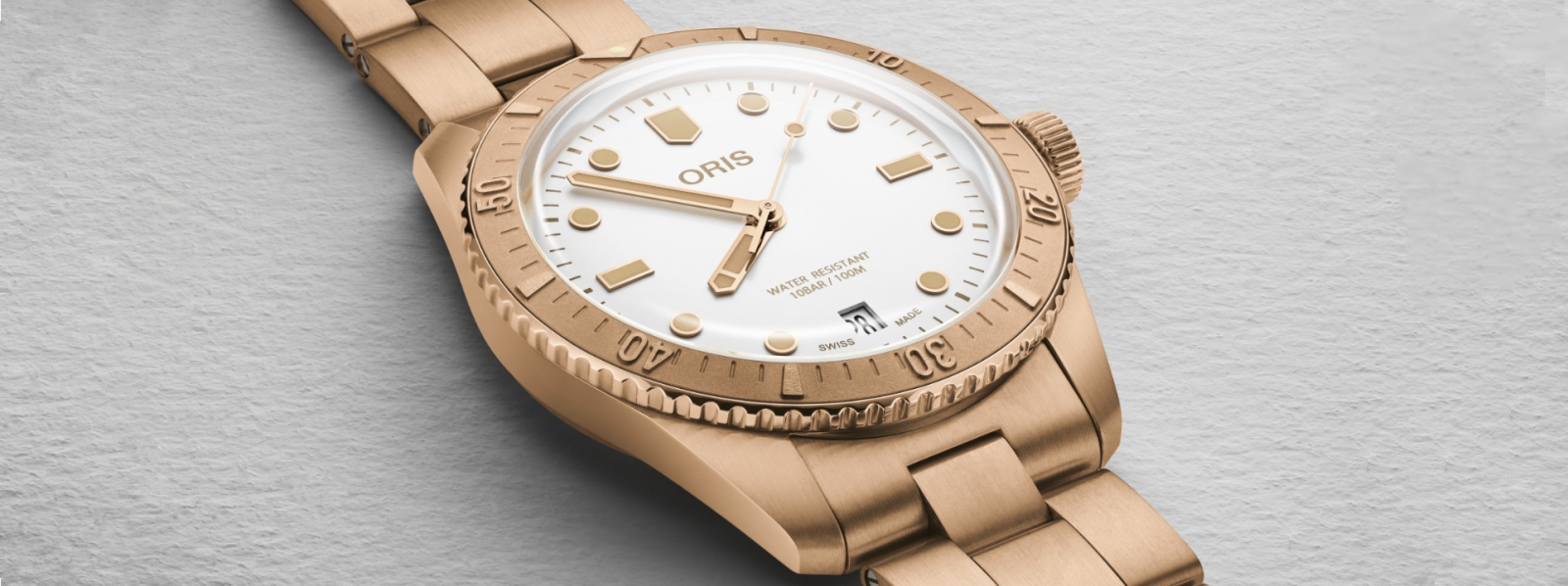 Oris Divers Sixty-Five Cotton Candy «White Star»