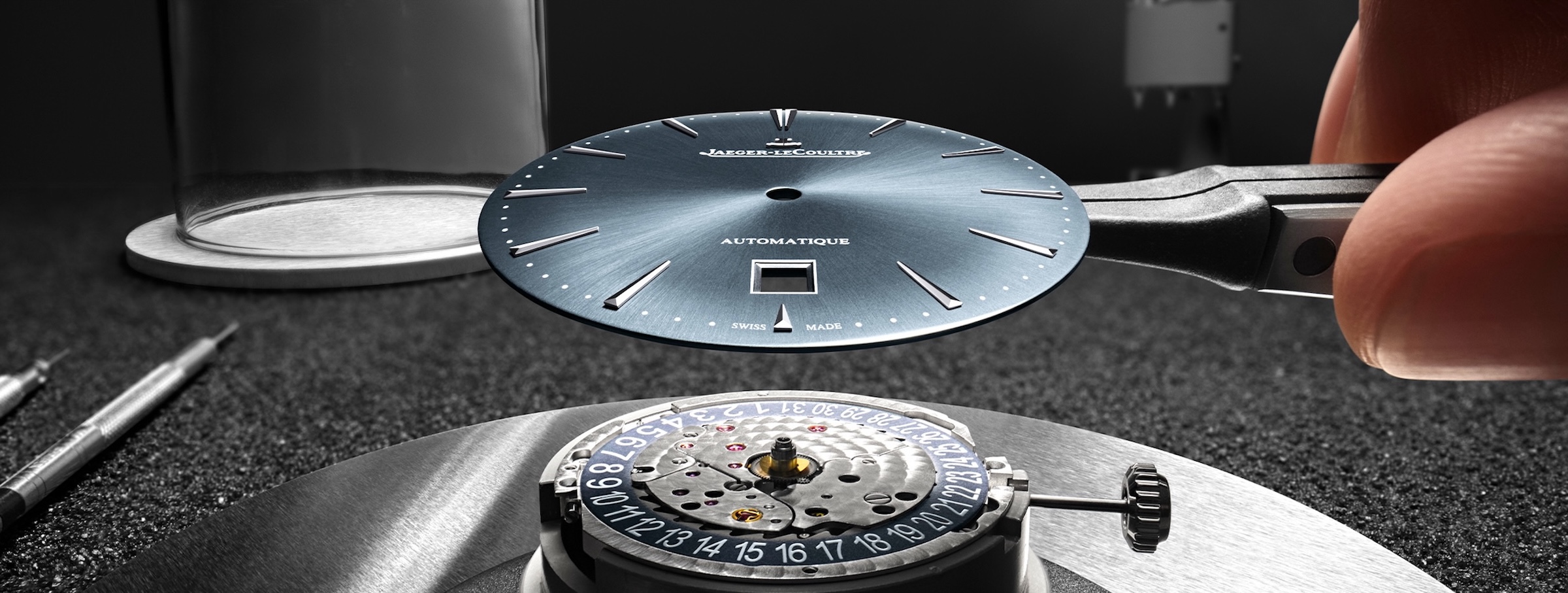 Jaeger-LeCoultre Master Ultra Thin Date Blue-Grey Dial - cover 2