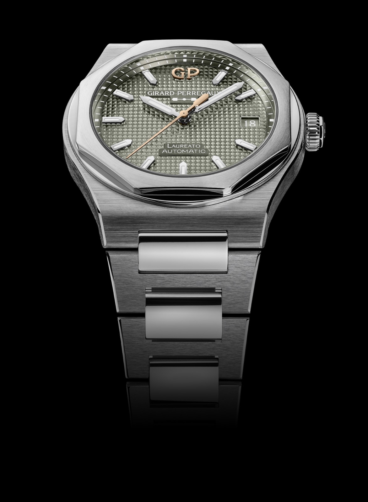 Girard-Perregaux Laureato 38 mm Sage green_03