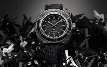 Longines Ultra-Chron Carbon_02