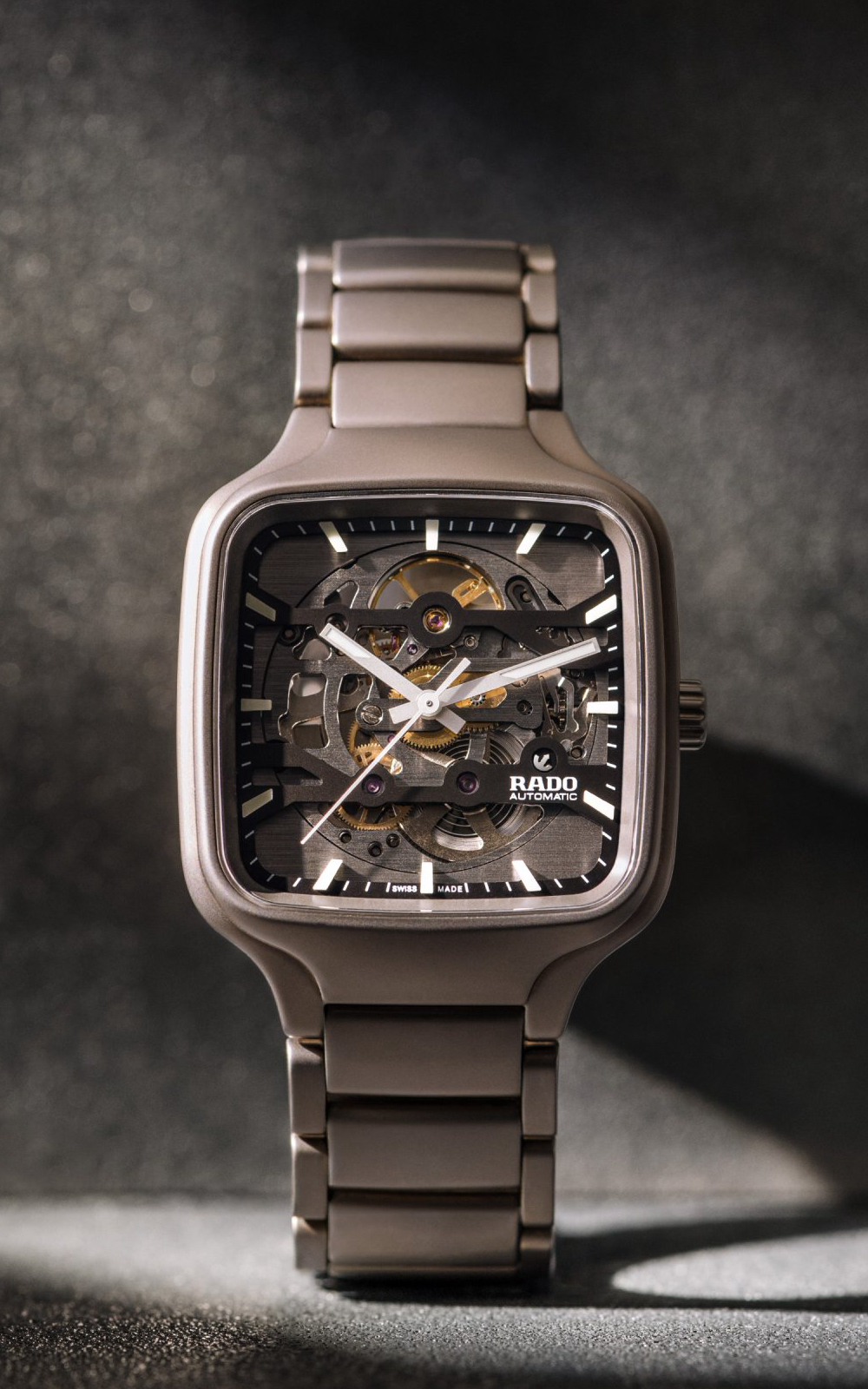 Rado True Square Skeleton_01